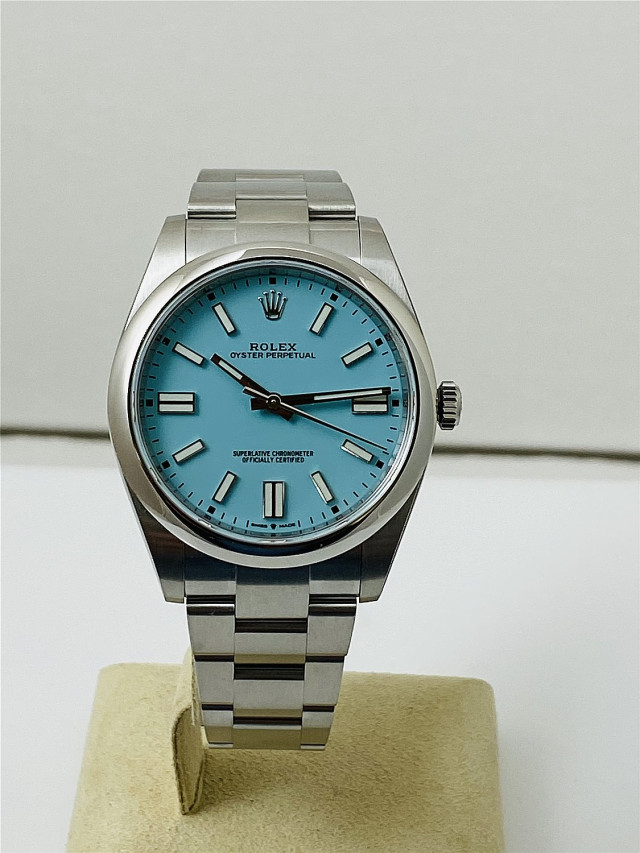 Rolex 124300 Steel on Oyster Steel with Luminous Index